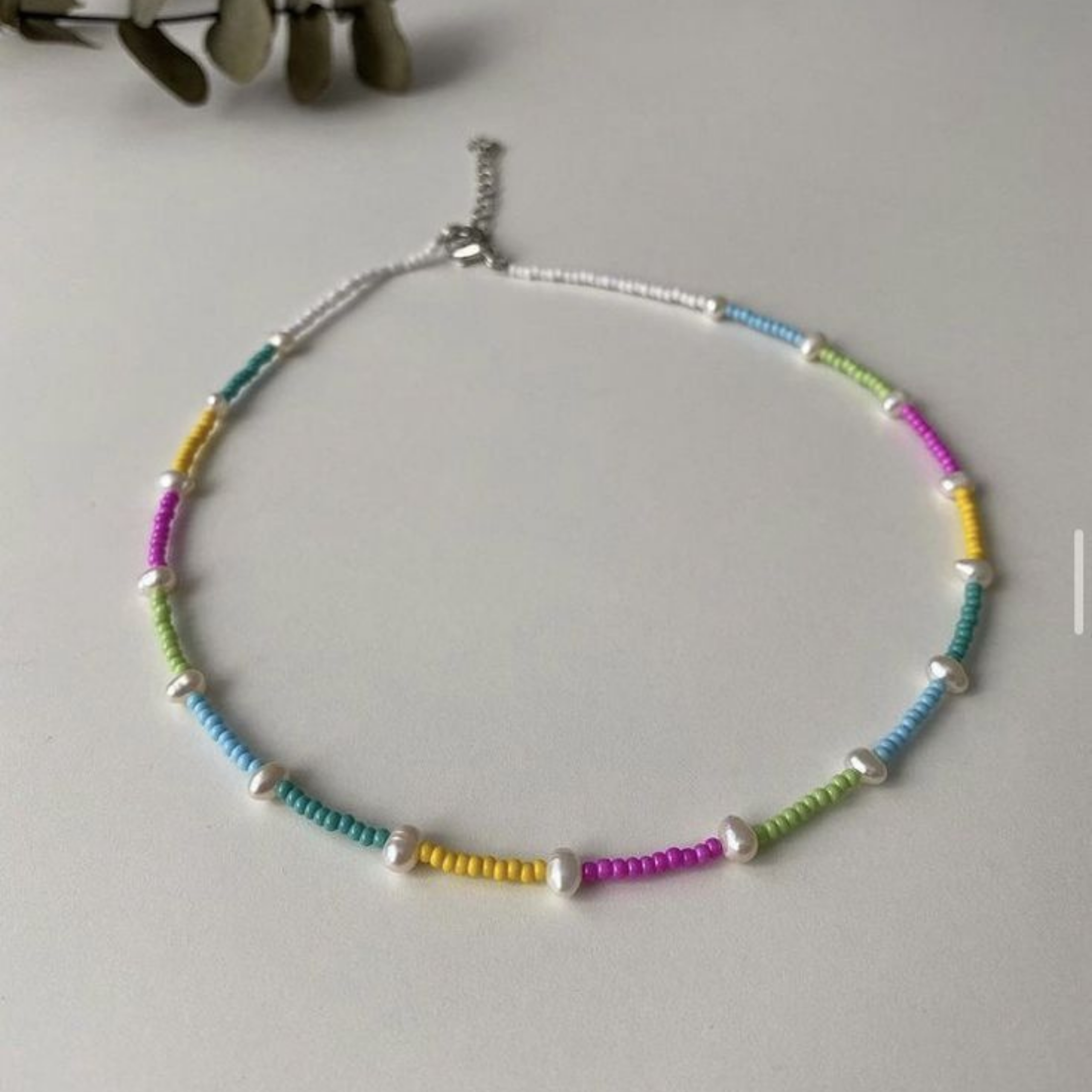 Colorful Beaded Pearl Choker Necklace – Handmade Boho Summer Fashion Necklace for Women