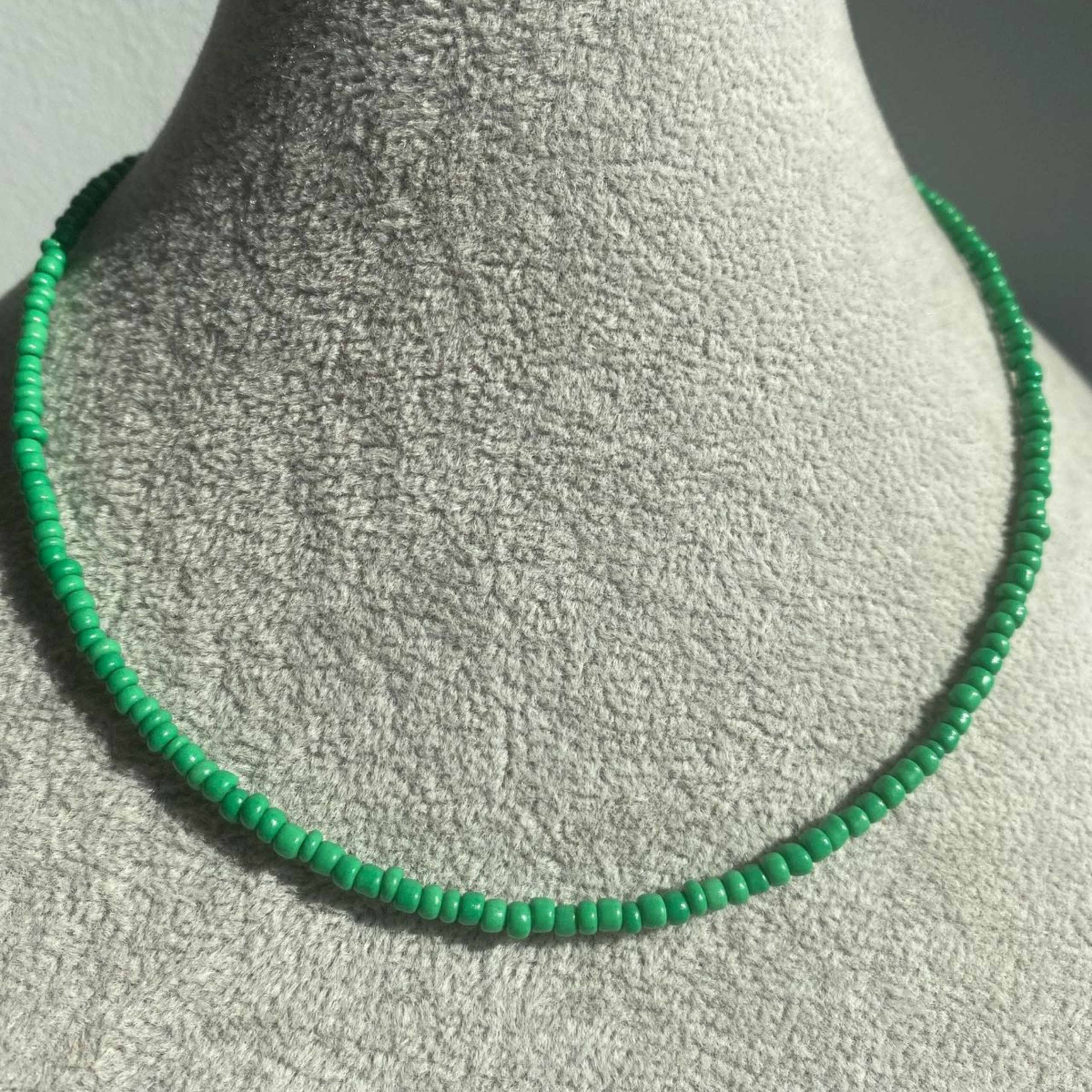 Emerald Green Seed Bead Choker Necklace – Handmade Minimalist Beaded Necklace for Women